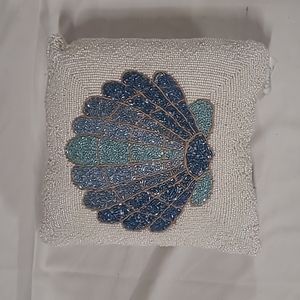 Shell pillow